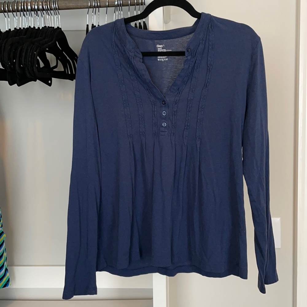 Gap long sleeve T-shirt